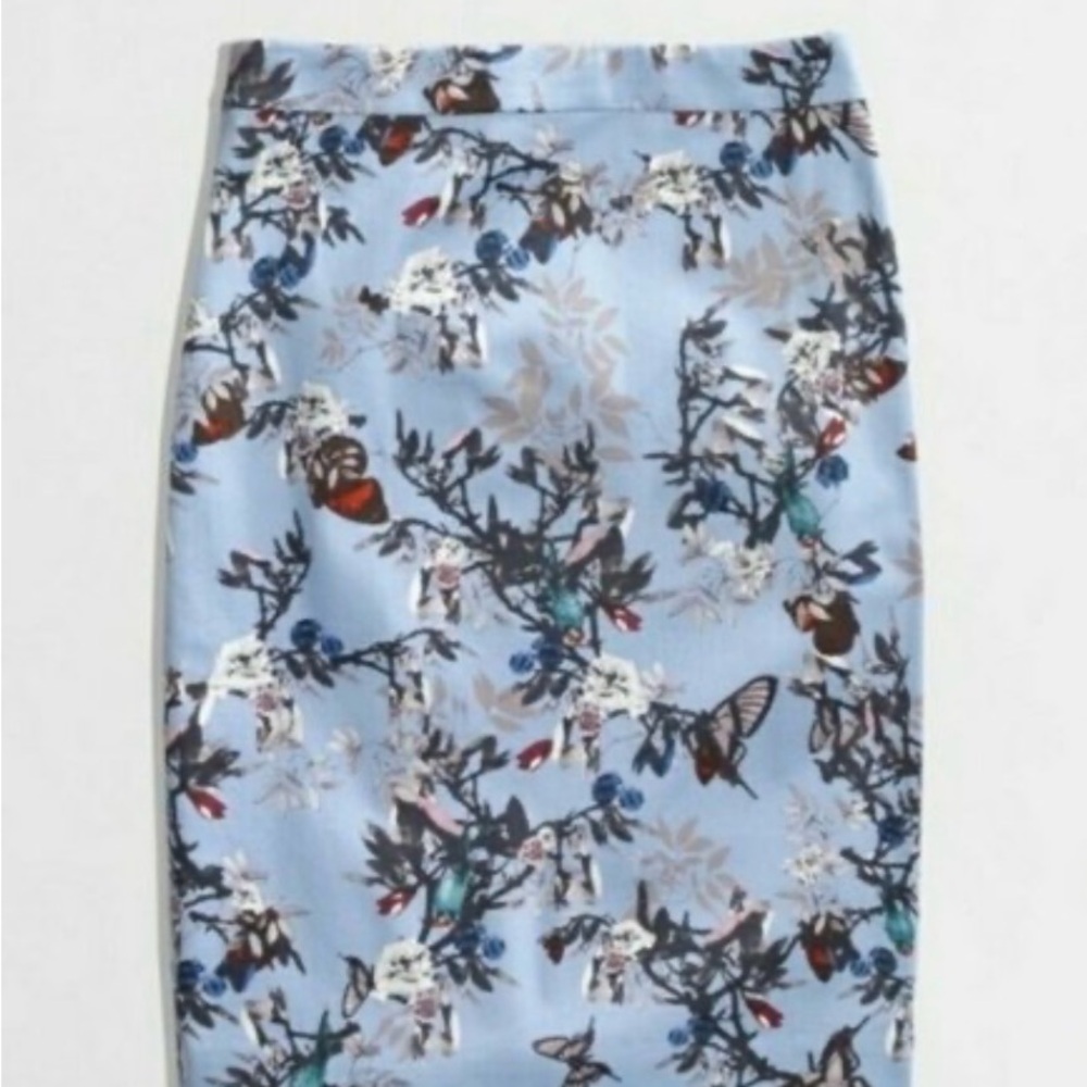 J. Crew Midi “The Pencil Skirt” - Botanical Birds & Butterflies - Size 0 EUC
